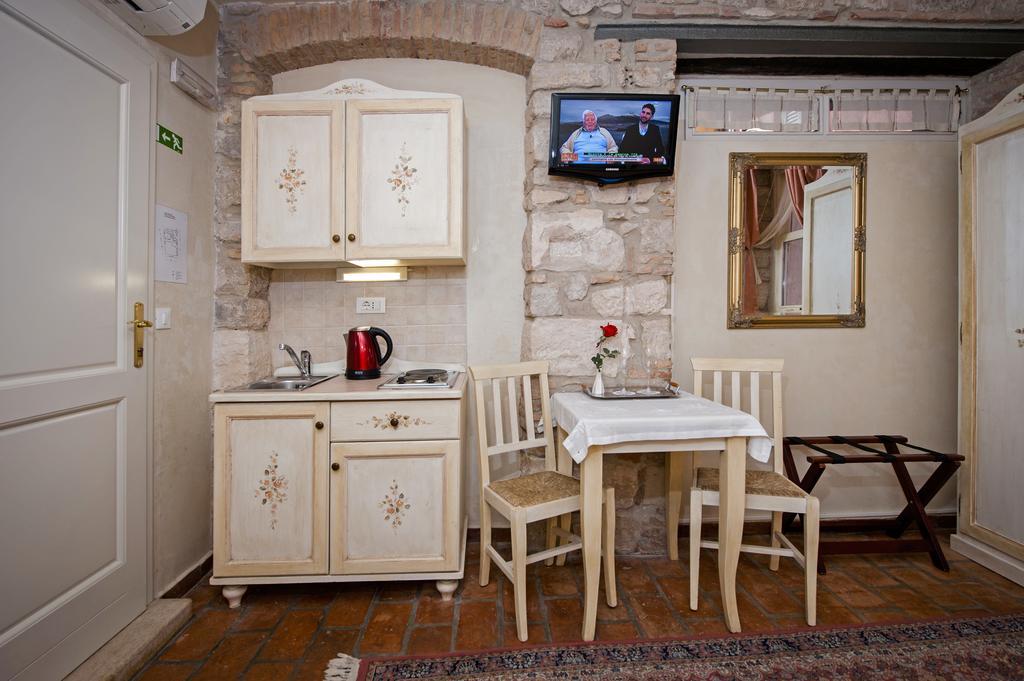 Residence Marco Polo Centro Storico Rovinj Exterior foto